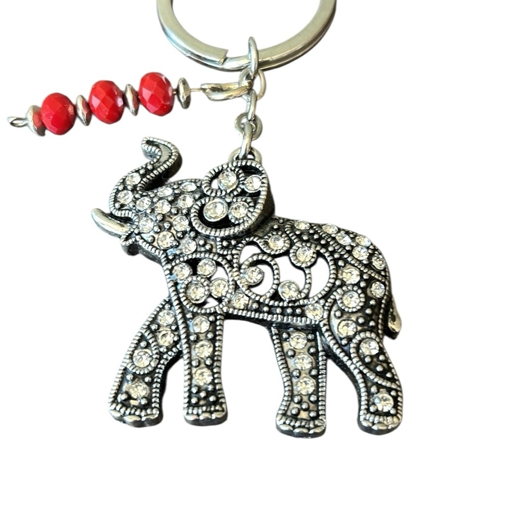 Good Luck Rhinestone‎ Elephant Key Chain - Picture 2 of 6